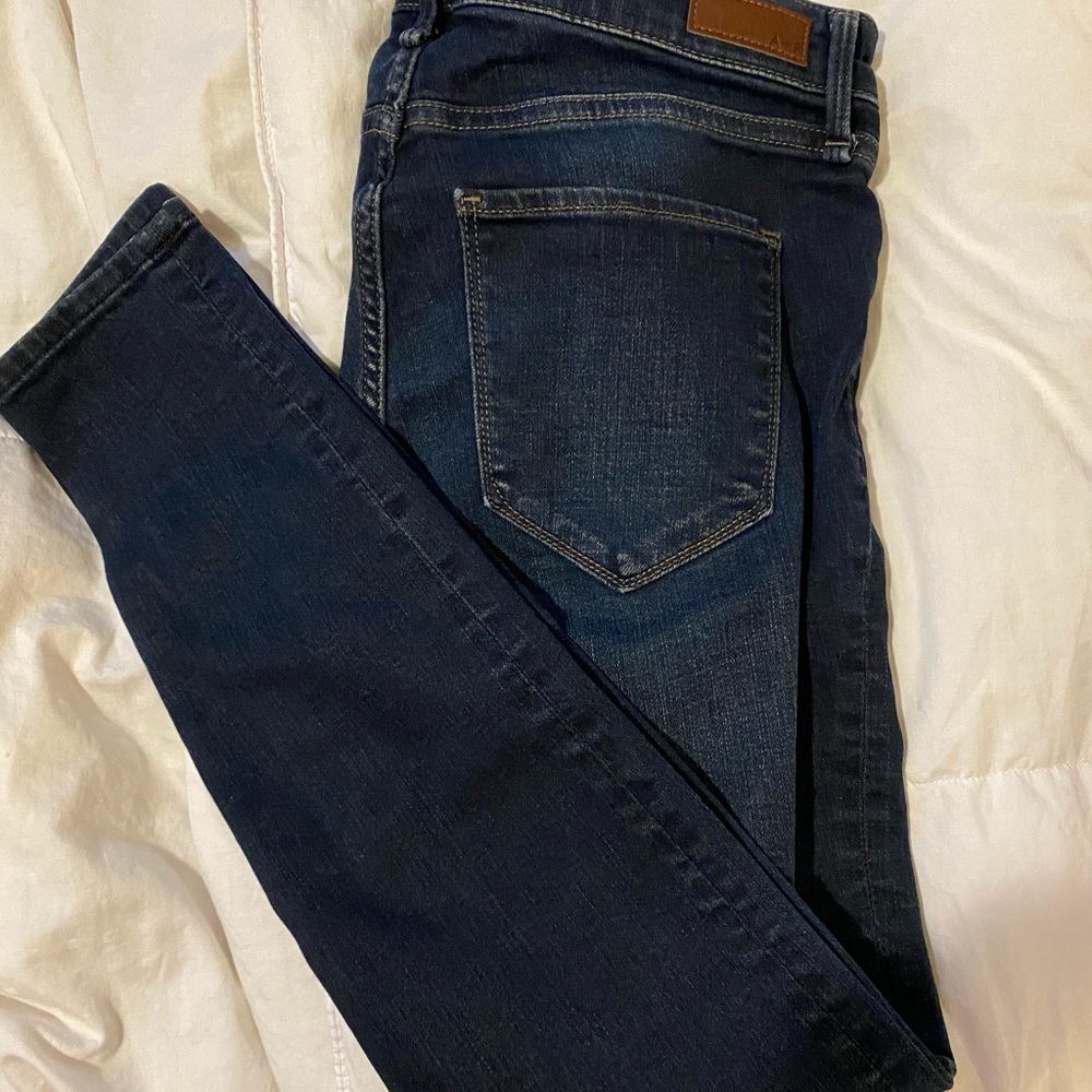 Abercrombie Jeans. Dark wash size 4.